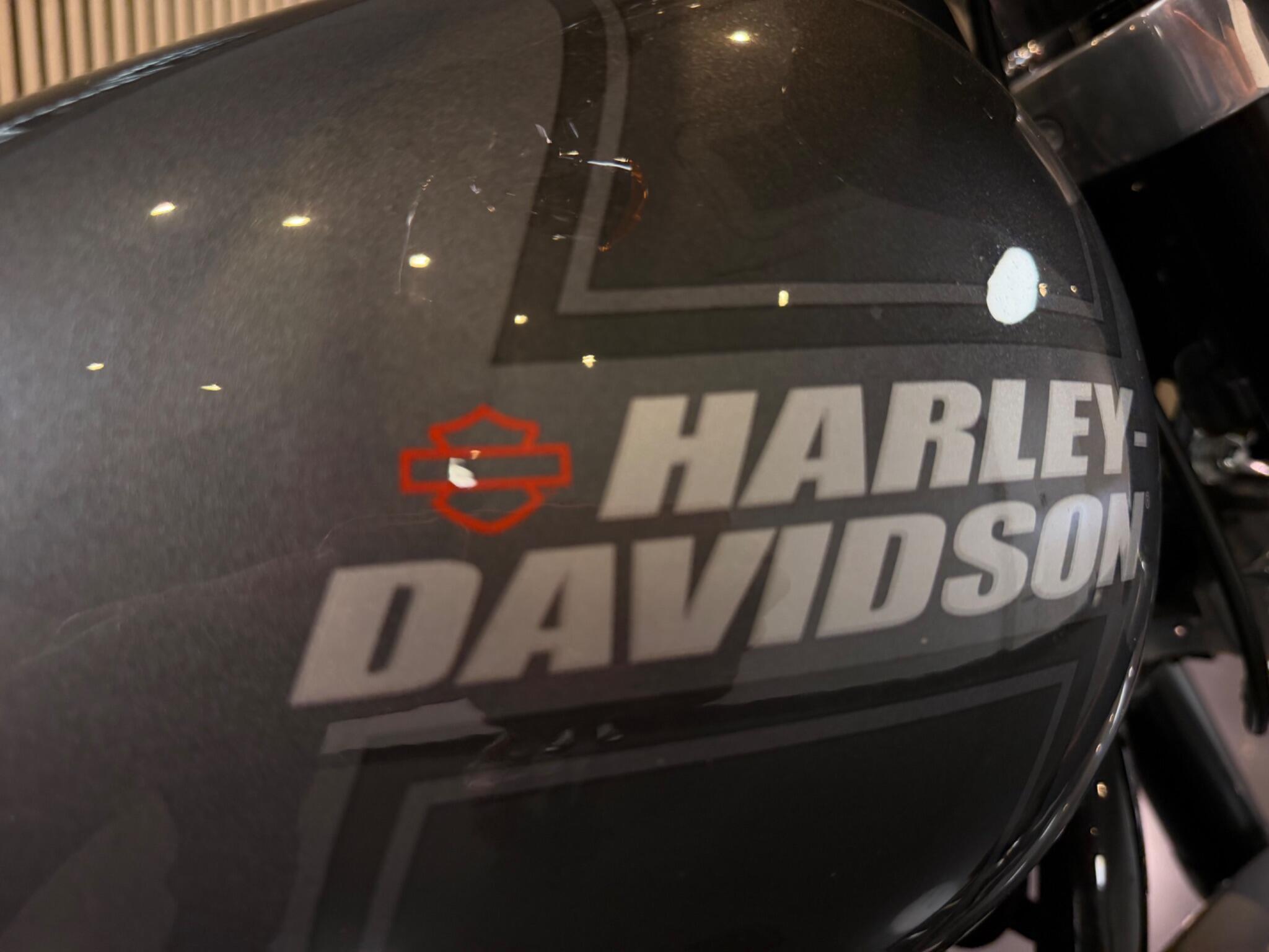 Harley-Davidson Softail